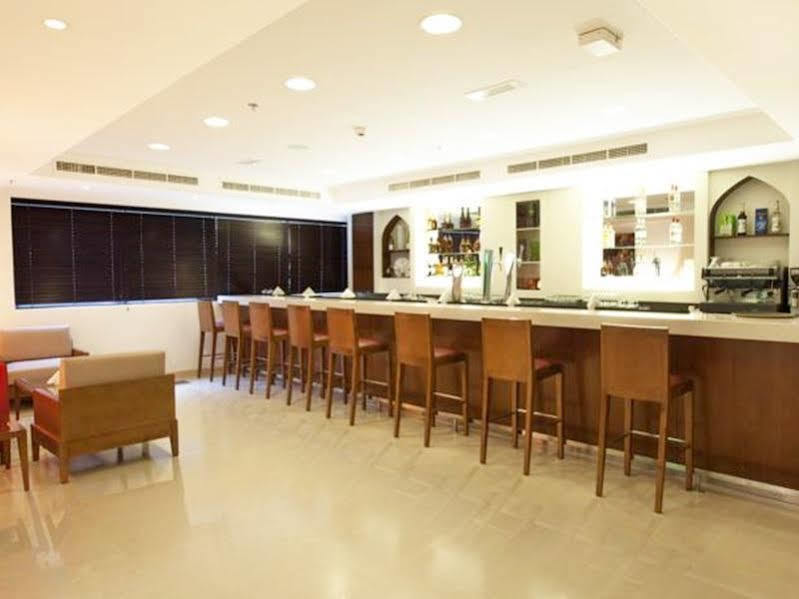 โรงแรมฮอลิเดย์ บาห์เรน มานามา ภายนอก รูปภาพ