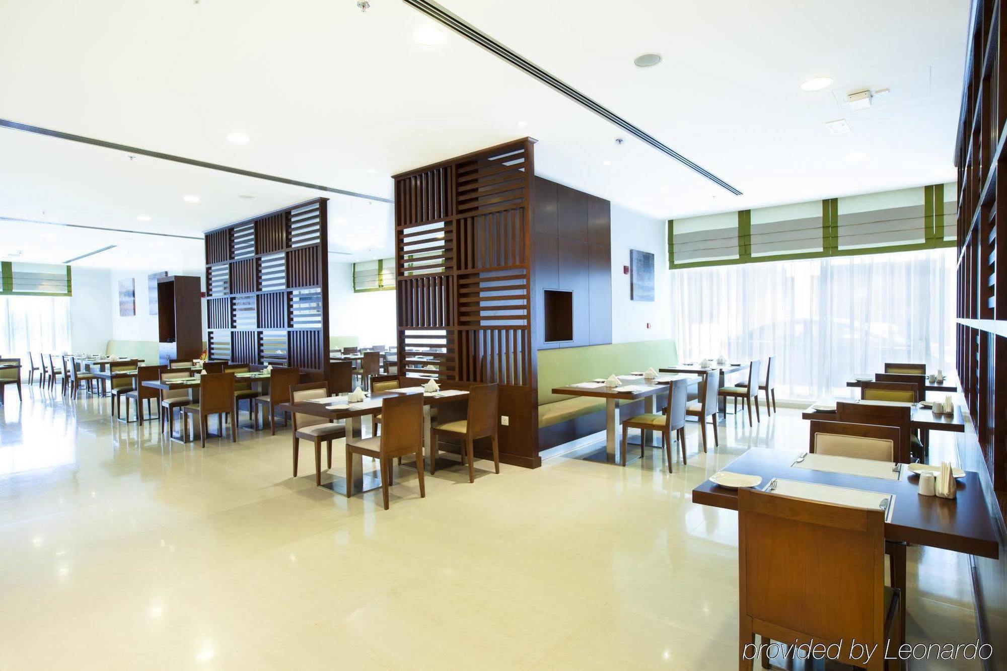 โรงแรมฮอลิเดย์ บาห์เรน มานามา ภายนอก รูปภาพ